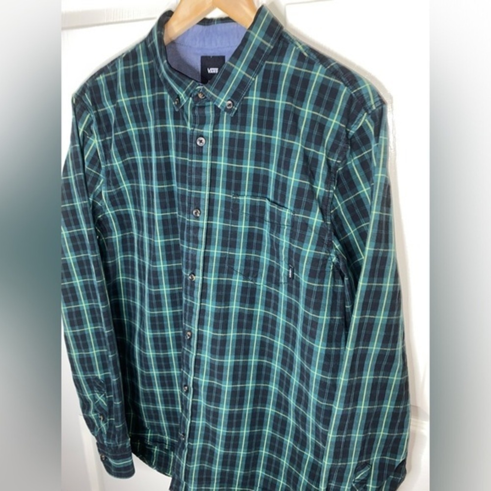 Vans Men’s Button Down Shirt M Green Black Plaid Long Sleeve Skateboard